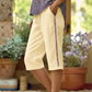 Pantaloni capri estivi da donna con pizzo traforato